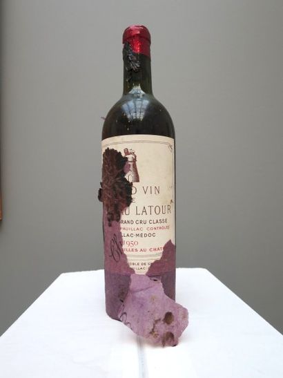 null 1 bouteille Château LATOUR, 1° cru Pauillac 1950 (B, els, tachée)