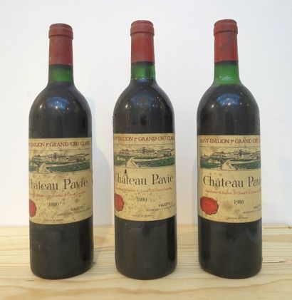 null 3 bouteilles Château PAVIE, 1° Grand cru St-Emilion 1980 tachée, 1 TLB