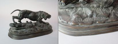 null Edouard Paul DELABRIERRE (1829 - 1812). Chien chassant le faisan. Bronze à patine...