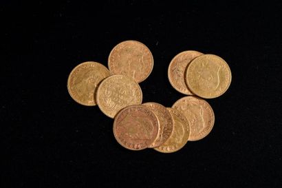Dix pièces en or jaune de dix francs.