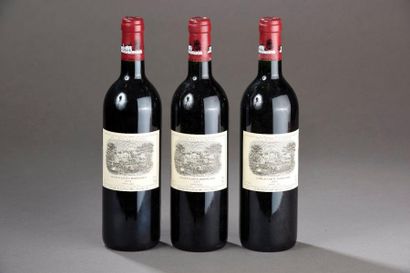 null 3 bouteilles CH. LAFITE-ROTHSCHILD, 1° cru Pauillac 1995