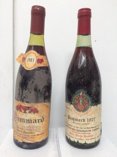 null Deux bouteilles de POMMARD : 1 R. Virely Arcelain 1977, 1 H. Fournier 1983....