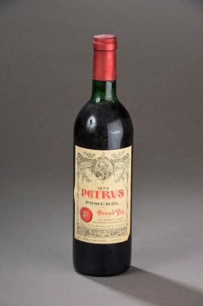 null 1 bouteille PETRUS, Pomerol 1974 (els, TLB) 
