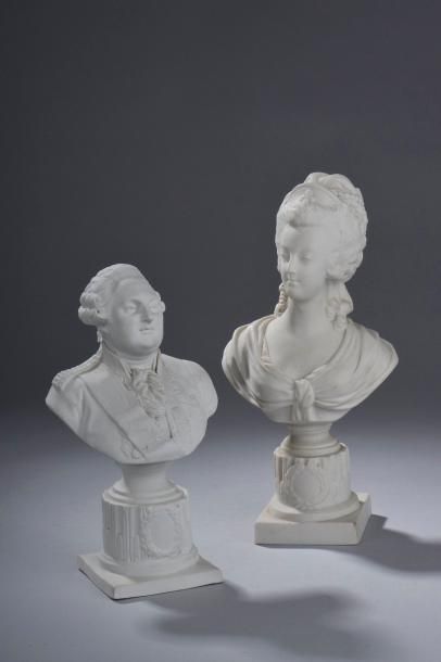 null Deux bustes en biscuit de Louis XVI et Marie Antoinette. Haut. : 27 cm et Haut....
