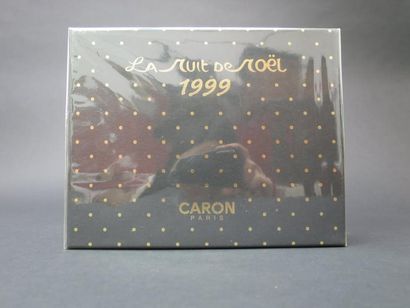 null CARON "Nuit de Noël" (1924)
Coffret Luxe en carton gainé de papier noir à petits...