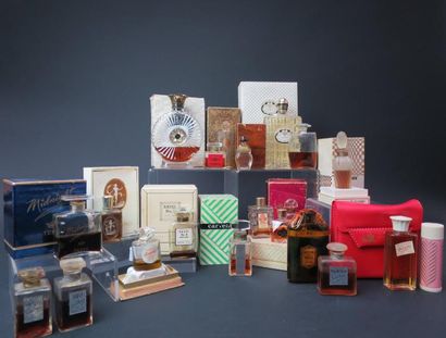 null Divers parfumeurs (années 1920-1950)
Lot comprenant vingt différents flacons...