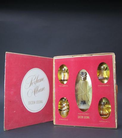 null Lucien LELONG (années 1950)
Coffret "Perfume album" comprenant cinq flacons...