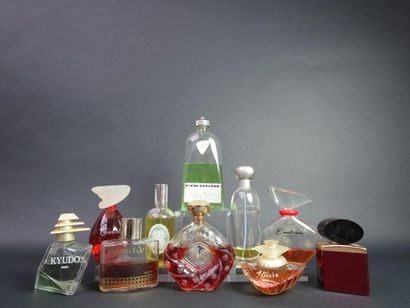 null Divers parfumeurs (années 2000)
Lot comprenant dix flacons des parfums (la plus...