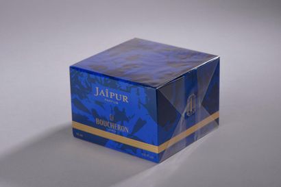 null BOUCHERON "Jaïpur" (années 1990)

Présenté dans son coffret joaillier scellé,...