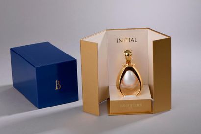 null BOUCHERON "Initial" (2000)

Édition joaillerie du parfum : coffret Luxe à deux...