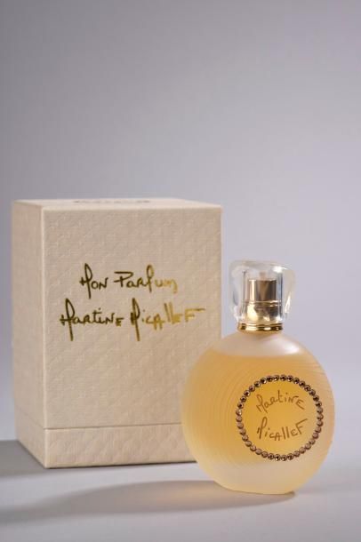null Martine MICALLEF "Mon Parfum" (années 2000)

Flacon vaporisateur contenant 100...