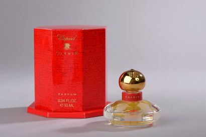 null CHOPARD "Casmir" (années 2000)

Présenté dans son coffret carton octogonal rouge,...