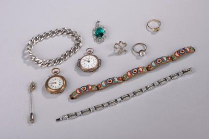 null Petit lot de bijoux fantaisie : gourmette en argent, bracelet et épingle de...