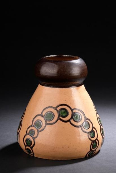 null René HERBST (Paris, 1891 - 1982). 

Vase pansu à col large en céramique, à décor...