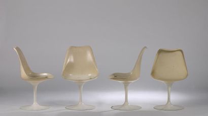 null Eero SAARINEN (Finlande, 1910 - USA, 1961)

Suite de quatre chaises modèle tulipe...