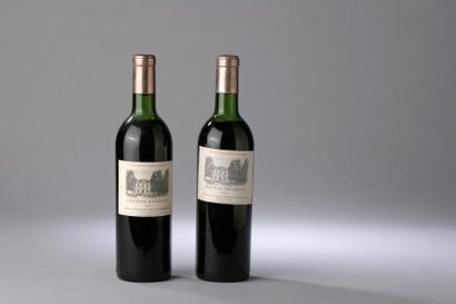null 2 bouteilles Château DASSAULT, Grand Cru St-Emilion 1964 (MB).