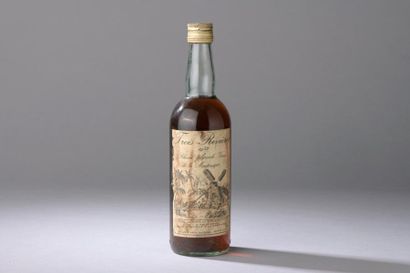 null 1 bouteille RHUM Trois Rivières 1953 (tachée, TLB, capsule à vis).
