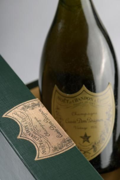 null 1 bouteille CHAMPAGNE "Dom Pérignon", Moët & Chandon 1976 (coffret).