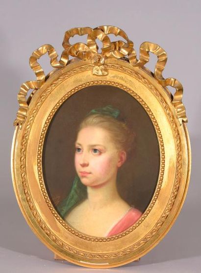 null LOUISA, école du XIXe siècle. 

Portrait de jeune femme au ruban vert. 

Pastel...