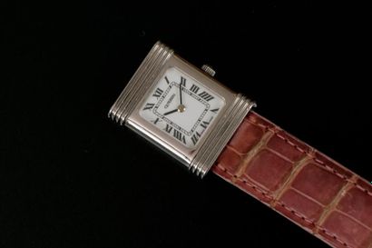 null Montre-bracelet de dame, le boîtier rectangulaire en métal gravé à décor de...