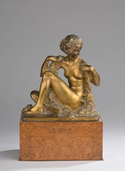 null Marcel-André BOURAINE (Pontoise, 1886 - 1948)

Femme nue à la guirlande de fleurs....