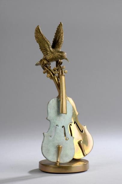null François BOUCHEIX (né en 1940 à Montcheneix). 

Oiseau musicien.

Bronze naturel...