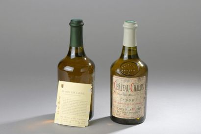 null 2 bouteilles VIN JAUNE (1 Château-Chalon La Muyre 98 ea, 1 Arbois Rolet 2005)...