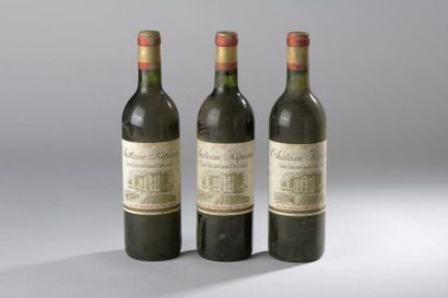 null 3 bouteilles Château RIPEAU, Grand Cru St-Emilion 1982 (ets) 