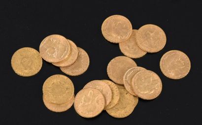 null Dix-huit pièces en or de vingt francs : cinq Cérès : deux 1850, trois 1851 ;...