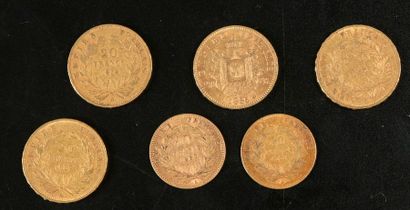 null Deux pièces en or de 10 francs français (1857 et 1862) et quatre pièces en or...