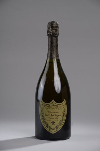 null 1 bouteille CHAMPAGNE "Dom Pérignon", Moët & Chandon 1980 (TLB, elt) 