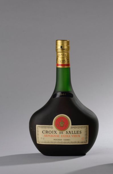 null 1 bouteille ARMAGNAC "Extra vieux", Croix de Salles 1944 