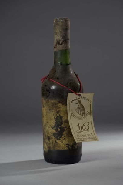 null 1 bouteille CALVADOS Morin 1963 (n°456, galerie souterraine 3G) 