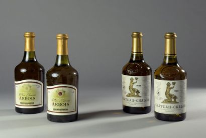 null Ensemble de 4 bouteilles : 2 bouteilles VIN JAUNE D'ARBOIS, Fruitière Vinicole...