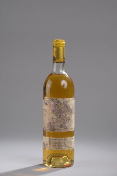 null 1 bouteille CH. D'YQUEM, 1° cru supérieur Sauternes 1987 (ett) 