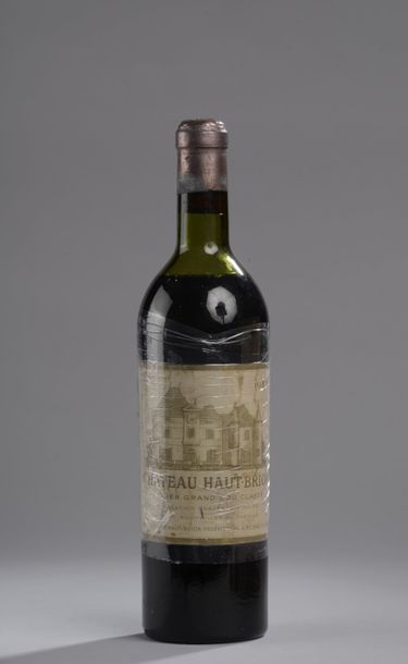 null 1 bouteille CH. HAUT-BRION, 1° cru Pessac-Léognan 1952 (elt, B) 