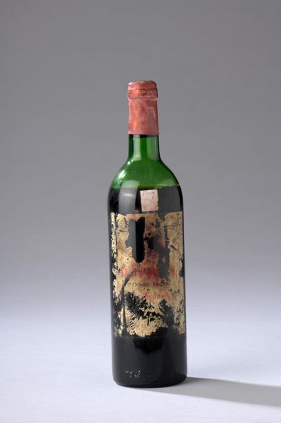 null 1 bouteille PETRUS, Pomerol 1978 (eta, GV, caps ab, couleur moyenne) 