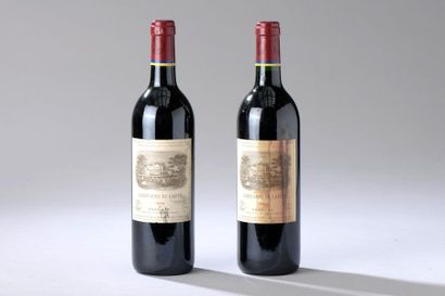 null 2 bouteilles CARRUADES DE LAFITE, Pauillac 1994 (ett) 
