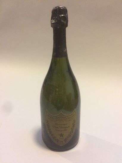 null 1 bouteille CHAMPAGNE "Dom Pérignon", Moët & Chandon 1999 