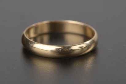 null Bague chevalière en or rose 18k et argent, le chaton ovale épaulé de motifs...