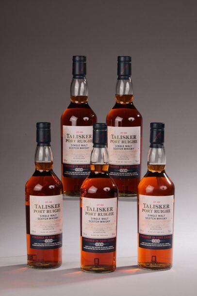 null *5 bouteilles SCOTCH WHISKY "Single Malt", Talisker (Port Ruighe, finished in...