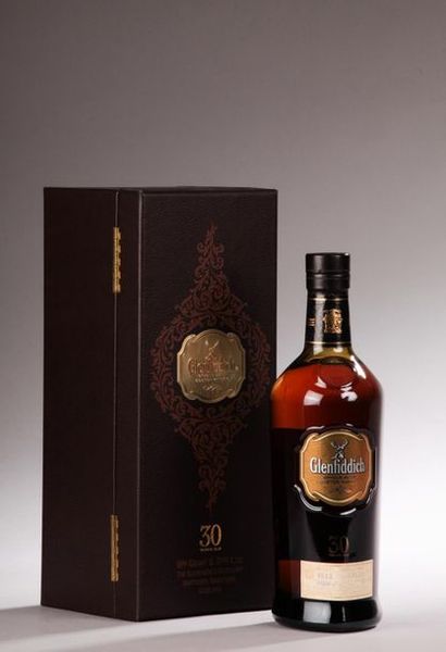 null *1 bouteille SCOTCH WHISKY "Single Malt", Glenfiddich 30 ans 