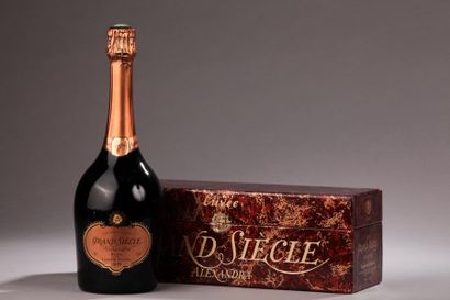 null 1 bouteille CHAMPAGNE "Alexandra", Laurent-Perrier 1985 (coffret) 