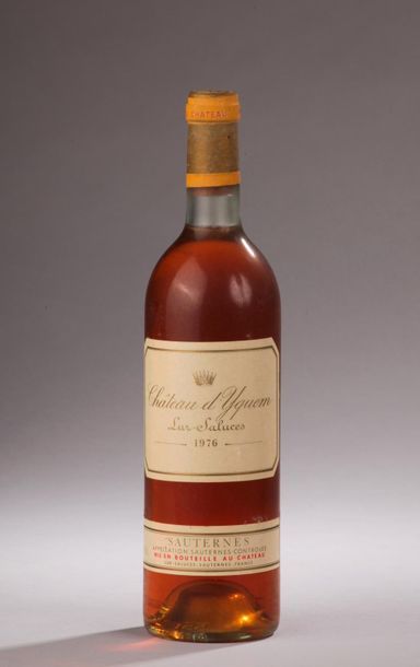 null 1 bouteille Château D'YQUEM, 1° cru supérieur Sauternes 1976 (es, J) 