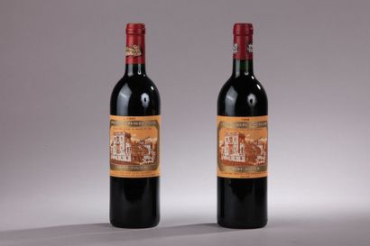 null 2 bouteilles Château DUCRU-BEAUCAILLOU, 2e cru Saint-
Julien (1 de 88 et 1 de...