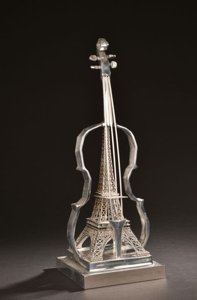 null Richard ORLINSKI (né en 1966).
Paris Concerto.
Sculpture en métal argenté, plaque...