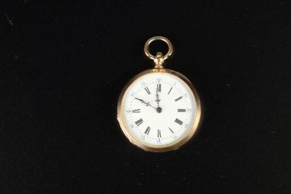 null Montre de col en or rose 18k guilloché autour d'un écusson partiellement émaillé,...