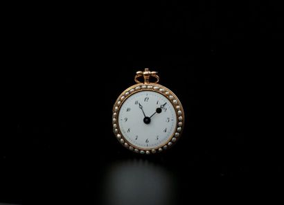 null PIERRE LE ROY
Petite montre de poche en or rose 18k, les bordures à lignes de...