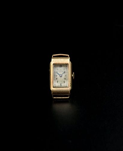null OMEGA
Montre de dame, en or jaune 18k, la montre de forme rectangulaire, cadran...