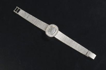 FAVRE-LEUBA
Montre bracelet de dame en or...